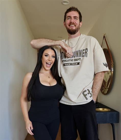 Manuel Ferrara & Angela White : r/AngelaWhite